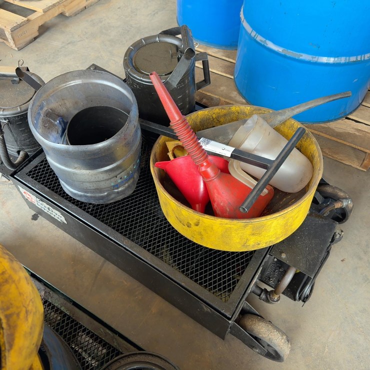 ROLLING WASTE OIL CADDY