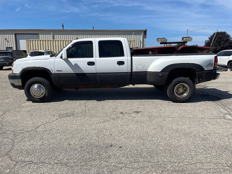 2003-chevrolet-silverado-3500-image-7