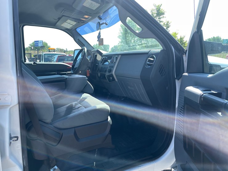 2014-ford-f250-image-36
