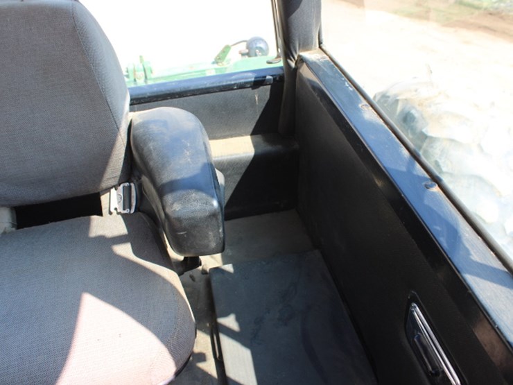 john-deere-8440-image-38