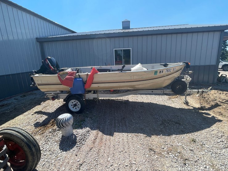 #2450-•-mirro-craft-13'-6"-fishing-boat-with-trailer-(no-title)-image-4