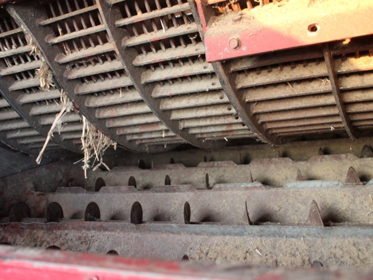 case-ih-1688-image-30