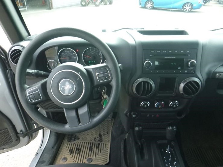 2017-jeep-wrangler-image-9