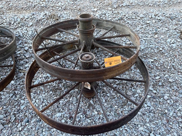 #2471-•-(2)-steel-wagon-wheels-image-3