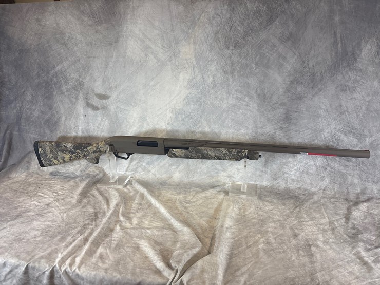 #3016-•-winchester-sxp,-12-ga.-shotgun,-sn:-tr6022-182877sp-image-1