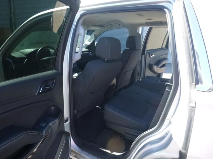 2018-chevrolet-tahoe-image-7