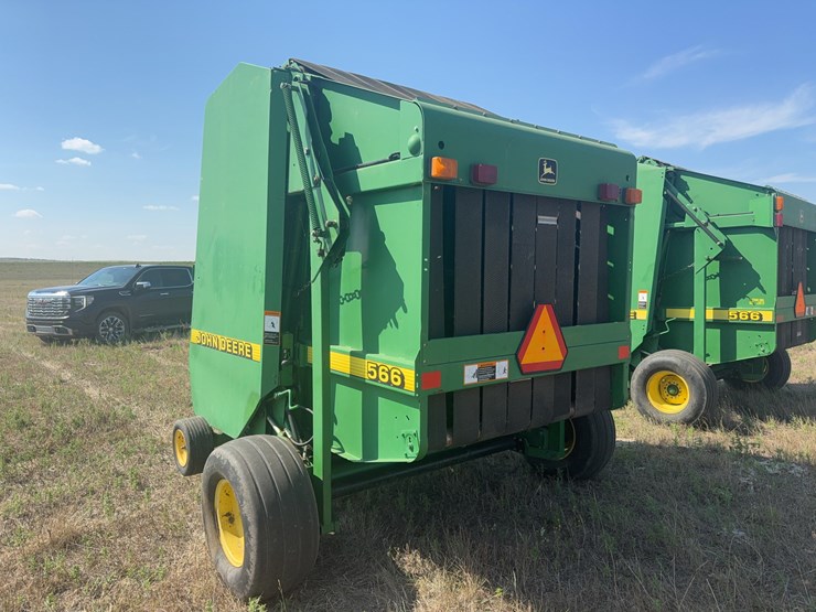 john-deere-566-image-8
