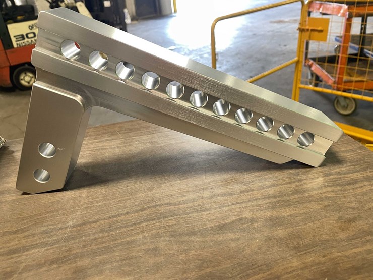 #8542-•-heavy-duty-aluminum-trailer-hitch-(cw)-image-6