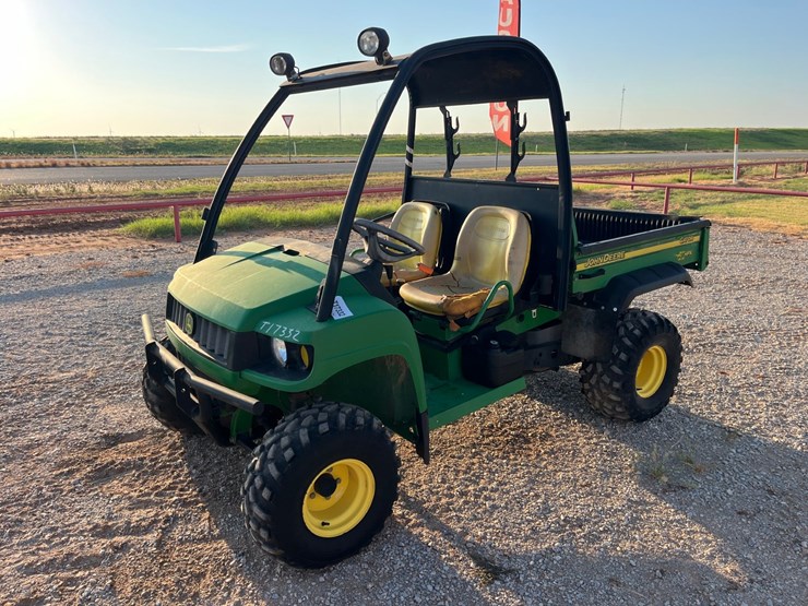 2004-john-deere-gator-image-1