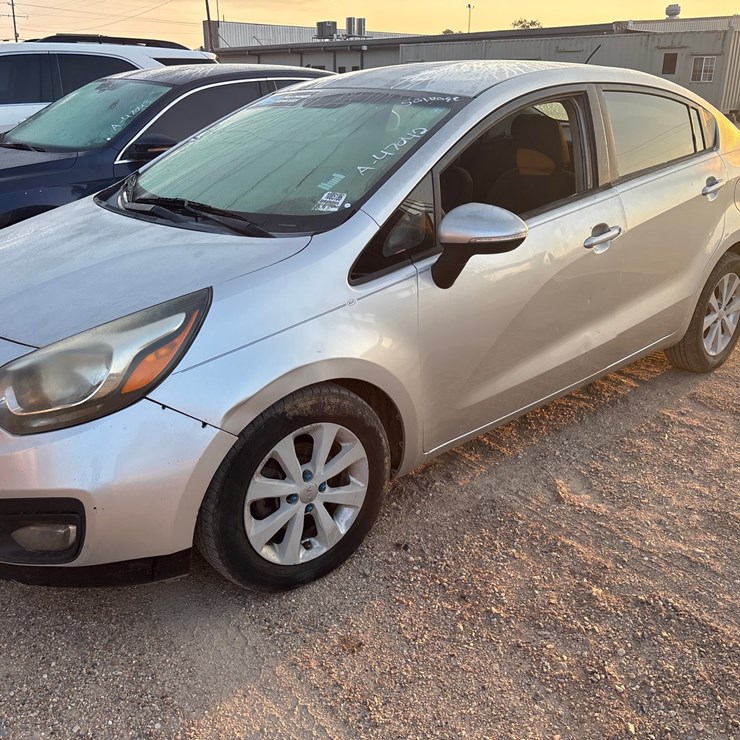 #826 • 2013 KIA RIO | FOR PARTS/REPAIRS