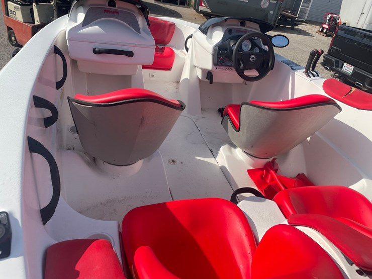 #1612-•-1998-sea-doo-jet-boat-(no-title)-(of)-image-29