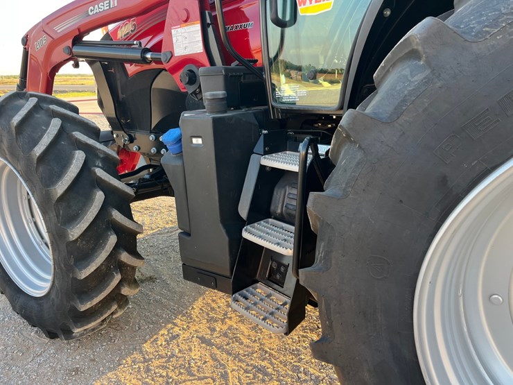 2022-case-ih-maxxum-125-image-18