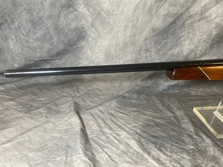 #3037-•-weatherby-mark-v-varmintmaster,-.224-wby-mag-cal.-rifle,-sn:-54709-image-6