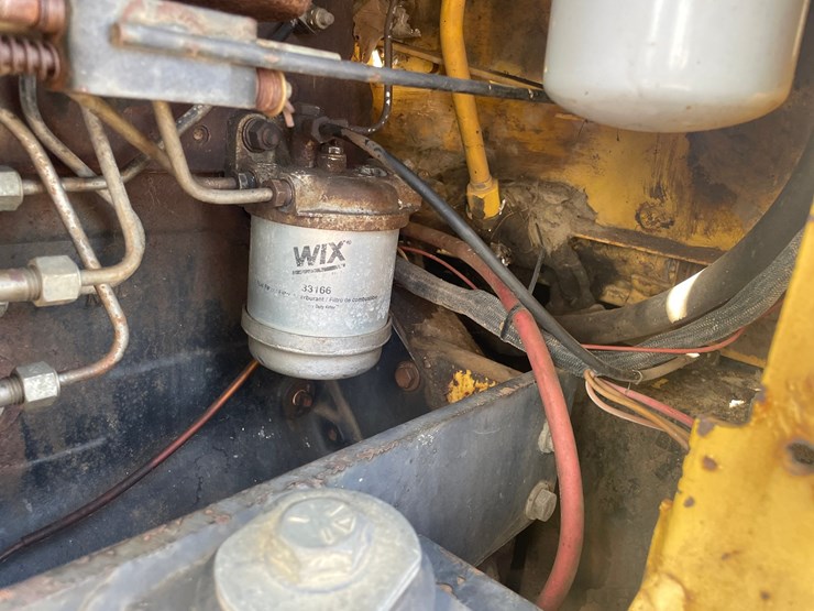 new-holland-l785-image-64