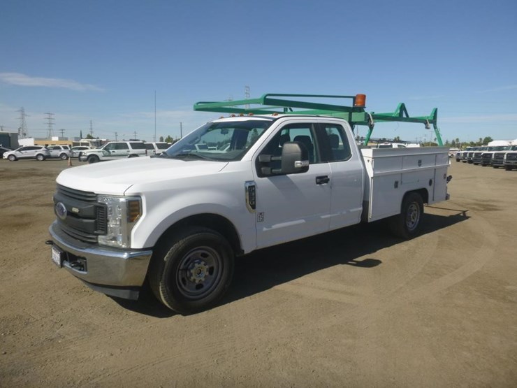 2018-ford-f350-image-1