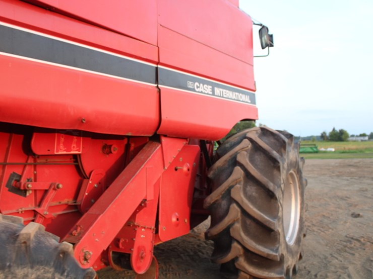 case-ih-1688-image-69