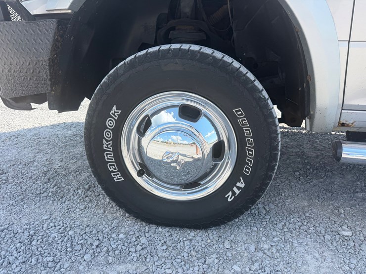 2011-dodge-ram-3500-image-8
