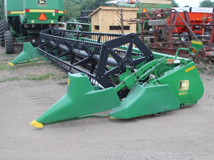 john-deere-920-image-1