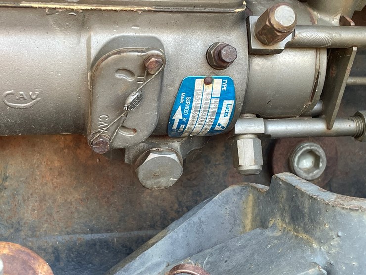 new-holland-l785-image-66