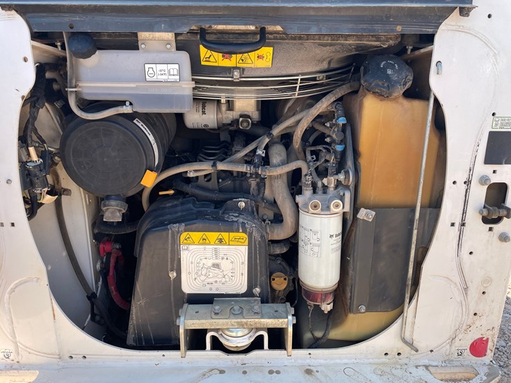 2020-bobcat-t64-image-20