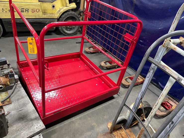 #8557-•-forklift-platform-basket-with-fork-pockets-(wall-f)-image-4