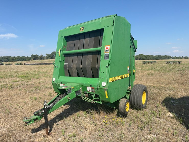 john-deere-566-image-5