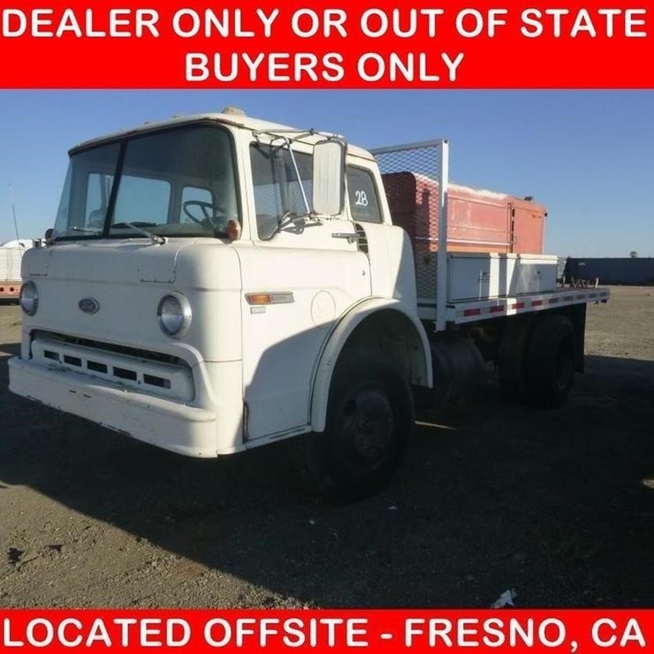1985 FORD C700