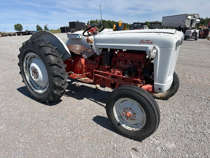 ford-800-image-3