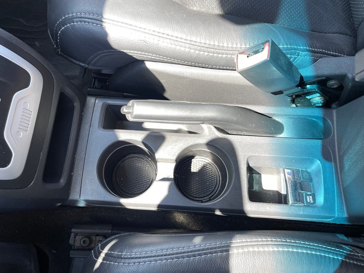 2016-jeep-compass-image-26