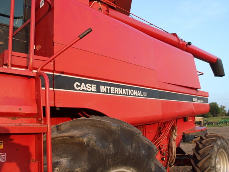 case-ih-1688-image-7