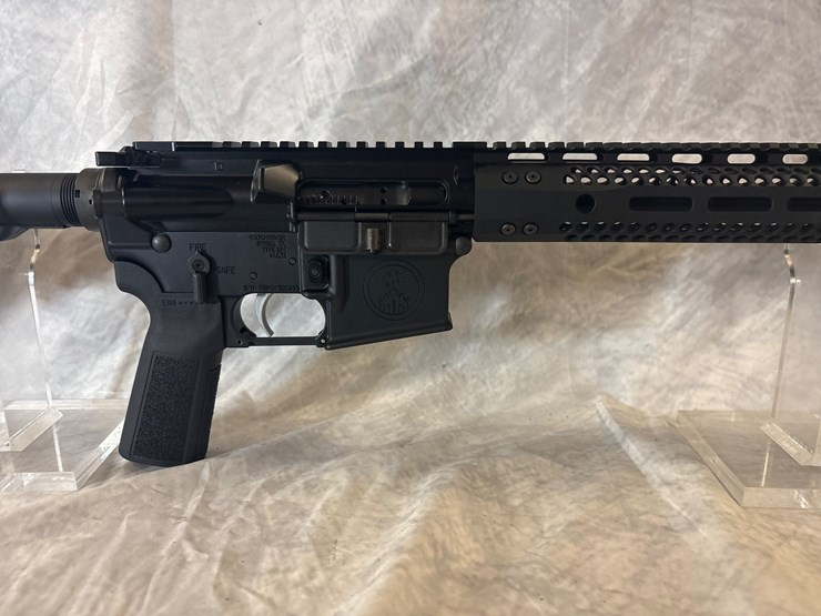 #3002-•-watchtower-firearms-type-15m,-5.56-nato-cal.-rifle,-sn:-t15mwt02653-image-4