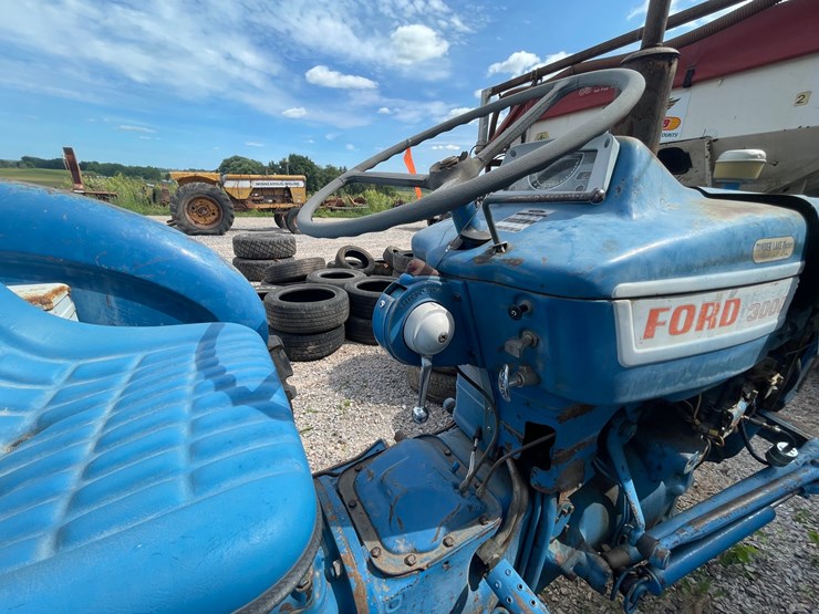 ford-3000-image-22