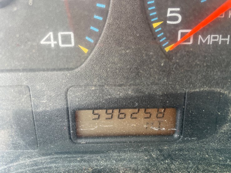 2003-international-durastar-4300-image-61