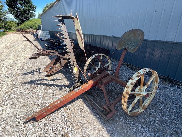 #2466-•-mccormick-deering-sickle-mower-image-6
