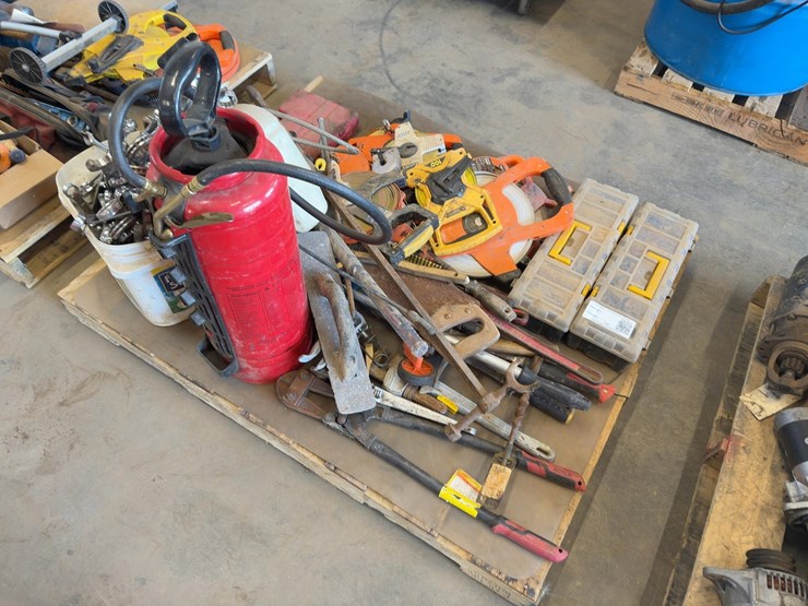 assorted-tools-and-chalk-lines-image-4
