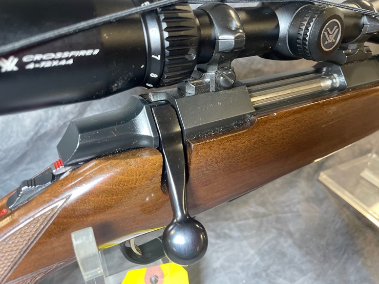 #3042-•-browning-a-bolt,-300-win.-mag.-cal.-rifle,-sn:-27707nz717-image-13