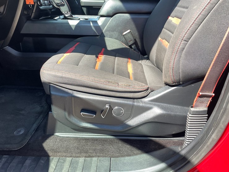 2016-ford-f150-image-15
