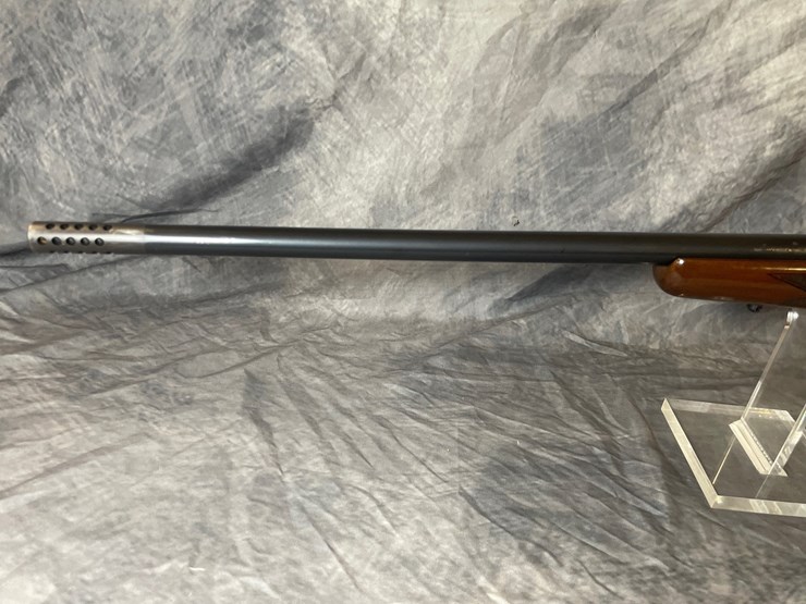 #3042-•-browning-a-bolt,-300-win.-mag.-cal.-rifle,-sn:-27707nz717-image-7