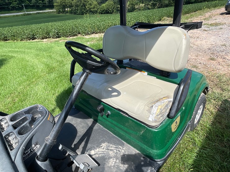 #1139-•-2012-yamaha-gas-golf-cart-image-5