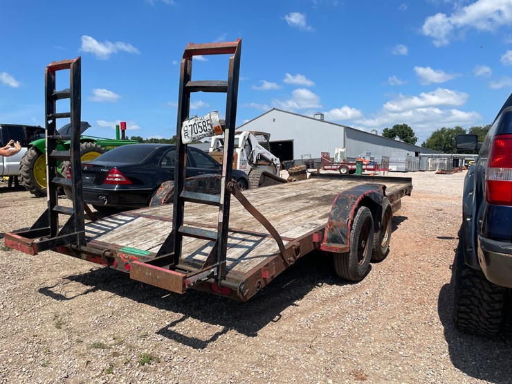 #1144-•-2011-horse-creek-mfg.-road-warrior-20'-flatbed-trailer,-(has-wi-title)-image-4