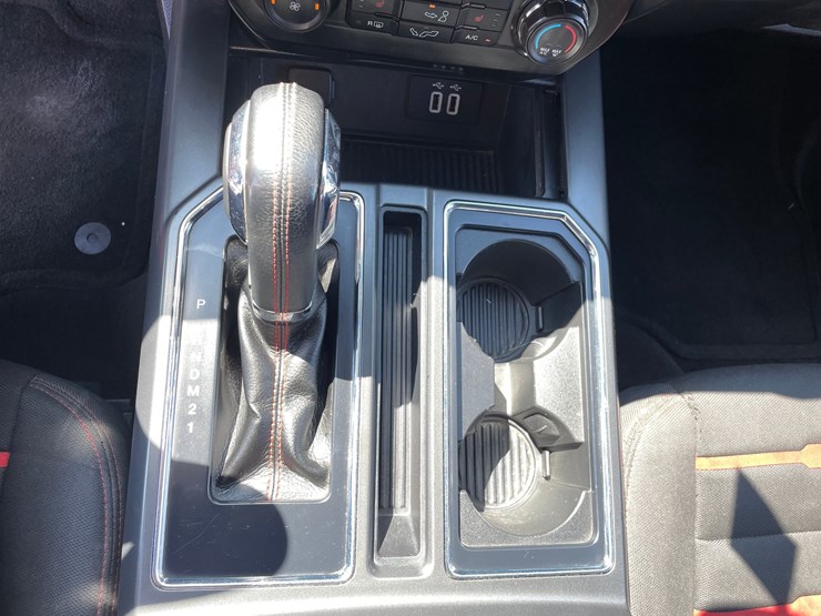 2016-ford-f150-image-25