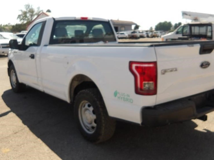 2017-ford-f150-image-4