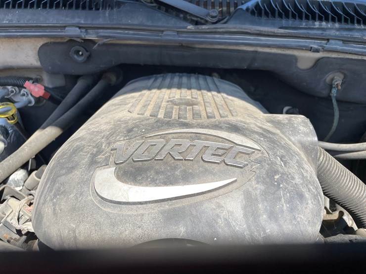 2002-chevrolet-avalanche-1500-image-45