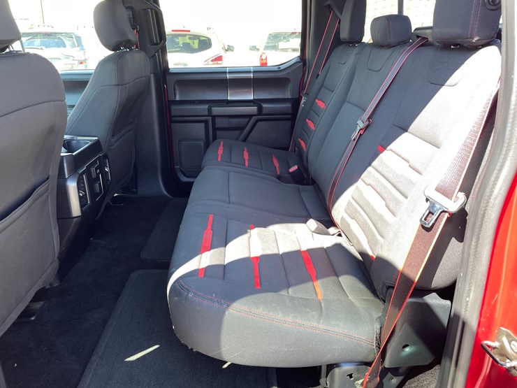 2016-ford-f150-image-26