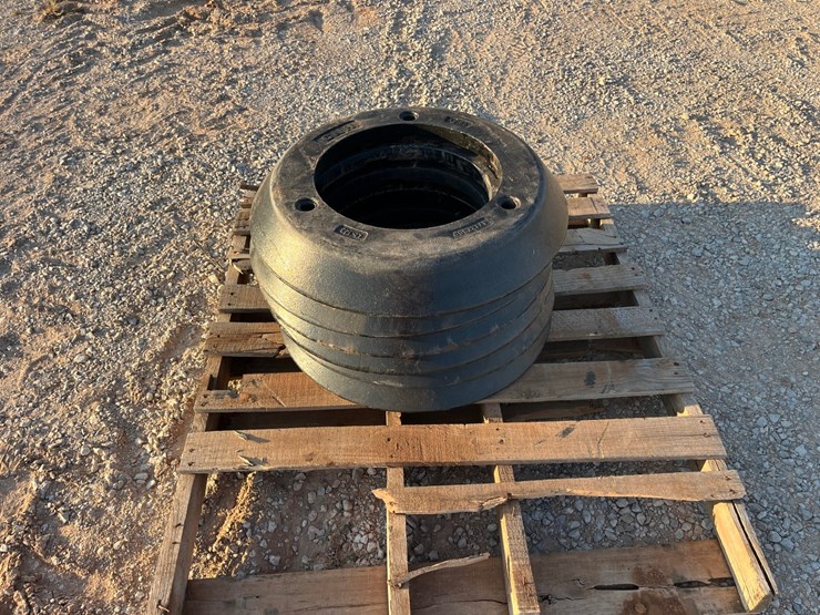 2022-case-ih-maxxum-125-image-32