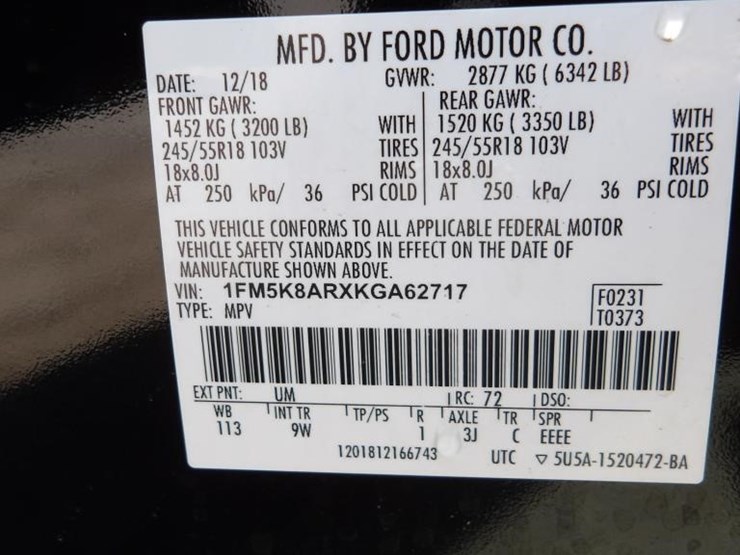 2019-ford-explorer-image-19