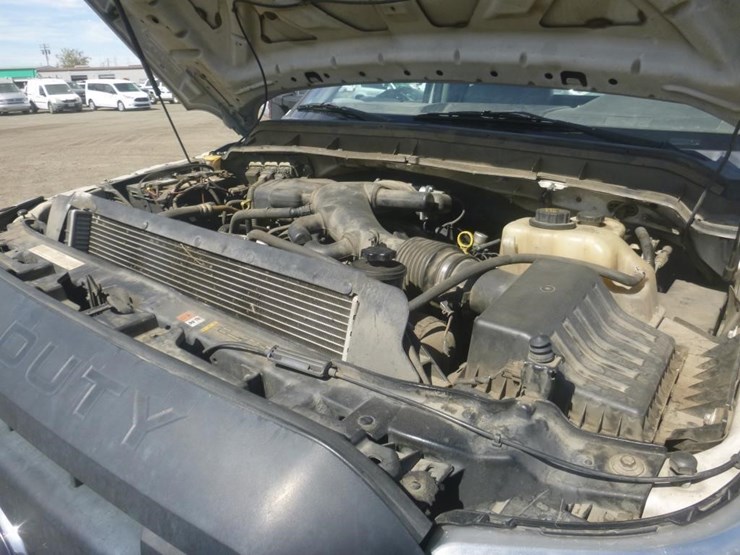 2015-ford-f550-image-10