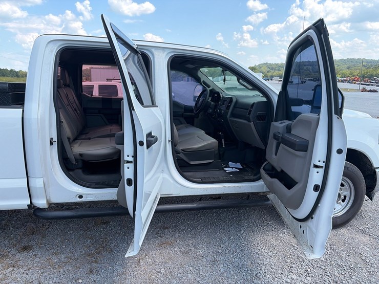 2019-ford-f250-xl-image-24