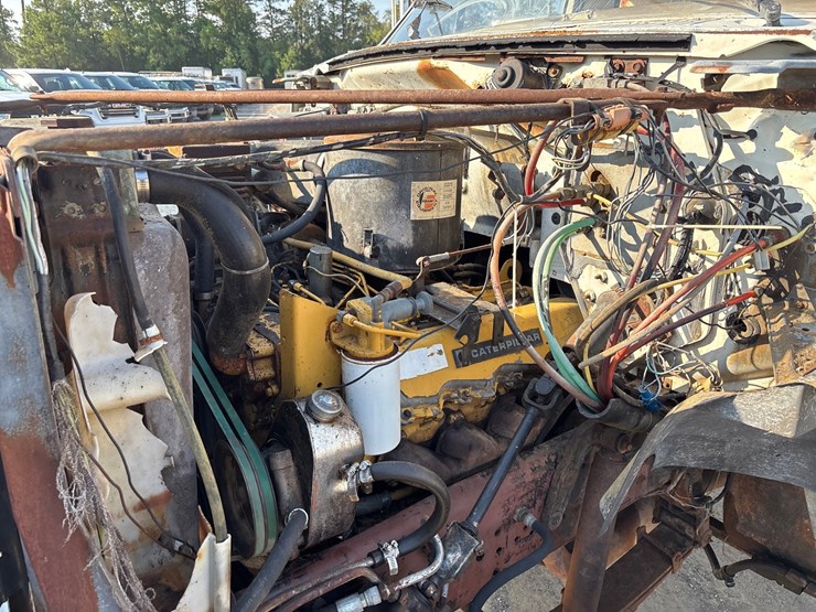 ford-f8000-image-16