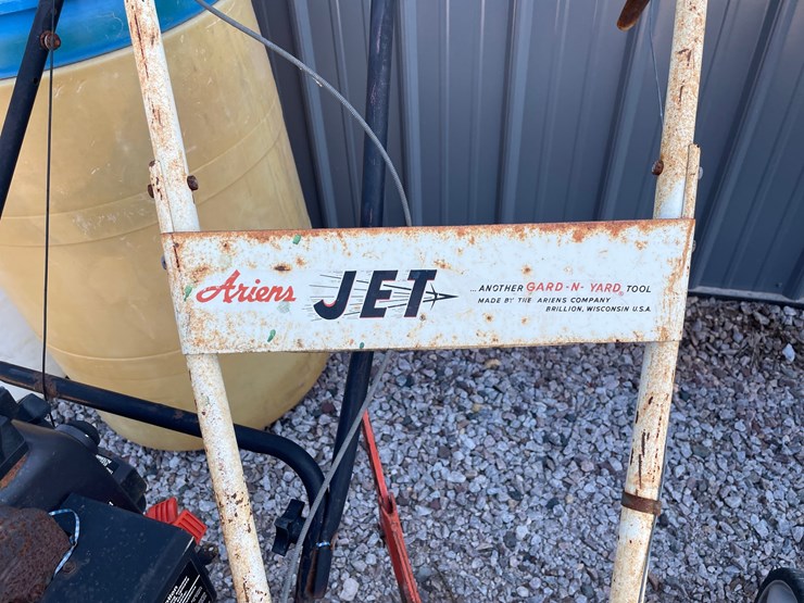 #2484-•-(2)-snowblowers-and-ariens-jet-tiller-image-13